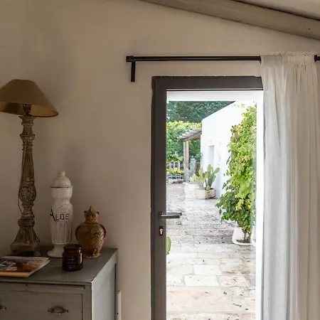 Dimora Dei Semplici Πανσιόν